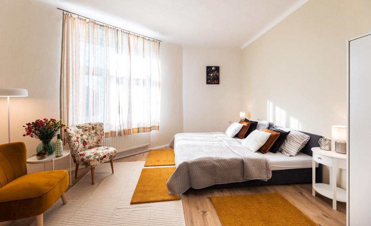 Silvie Apartments - Smeralova Olomouc Ngoại thất bức ảnh